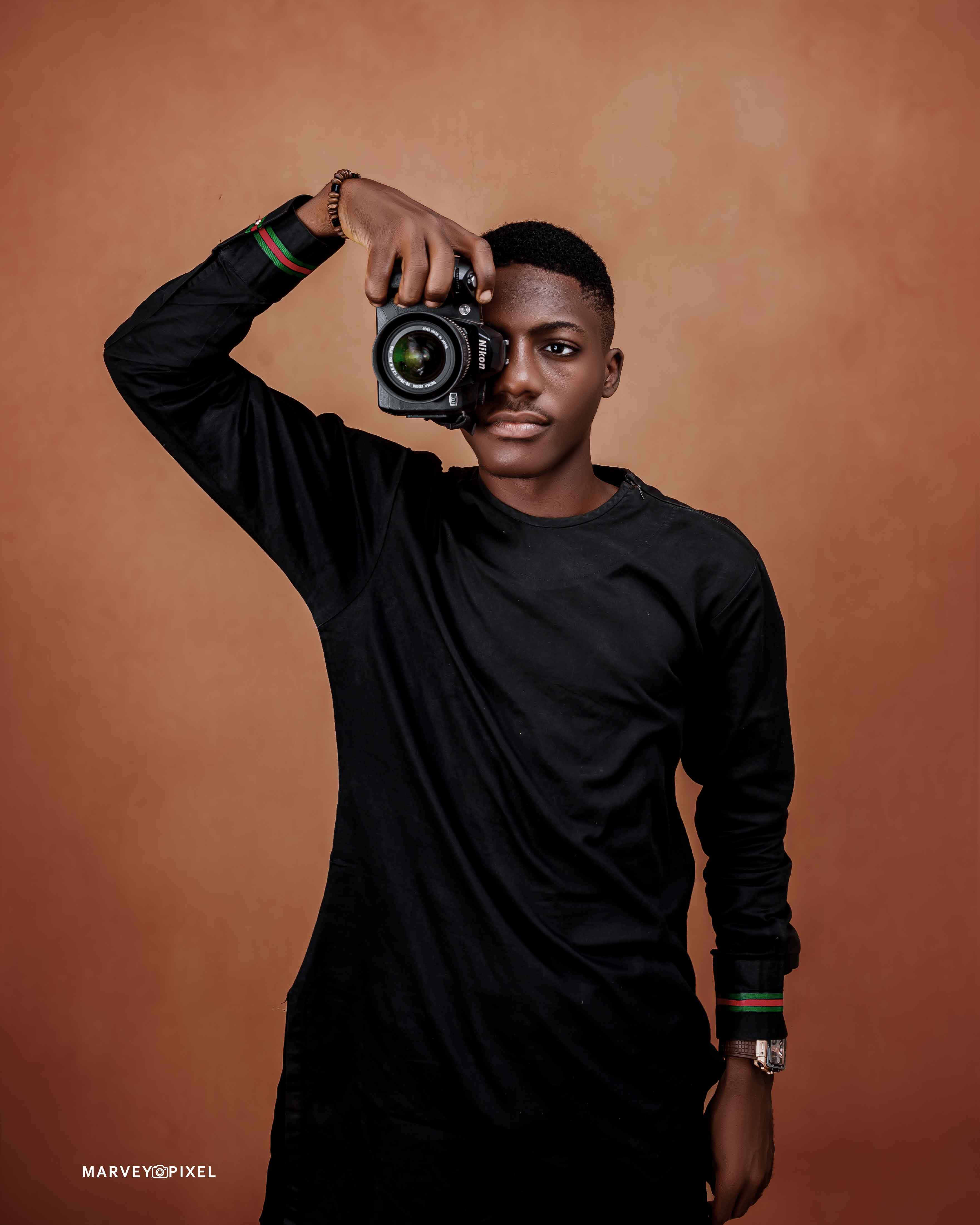 Marvey - Founder & Lead Photographer